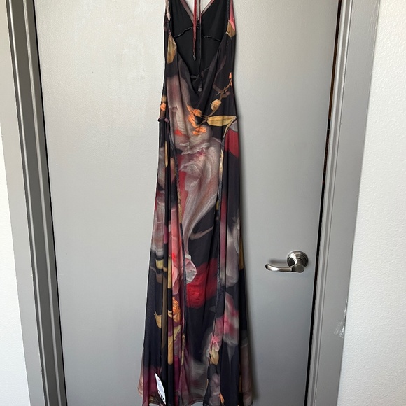 (NWT) ASOS DESIGN printed mesh maxi dress with exposed seam detailing - Picture 5 of 9